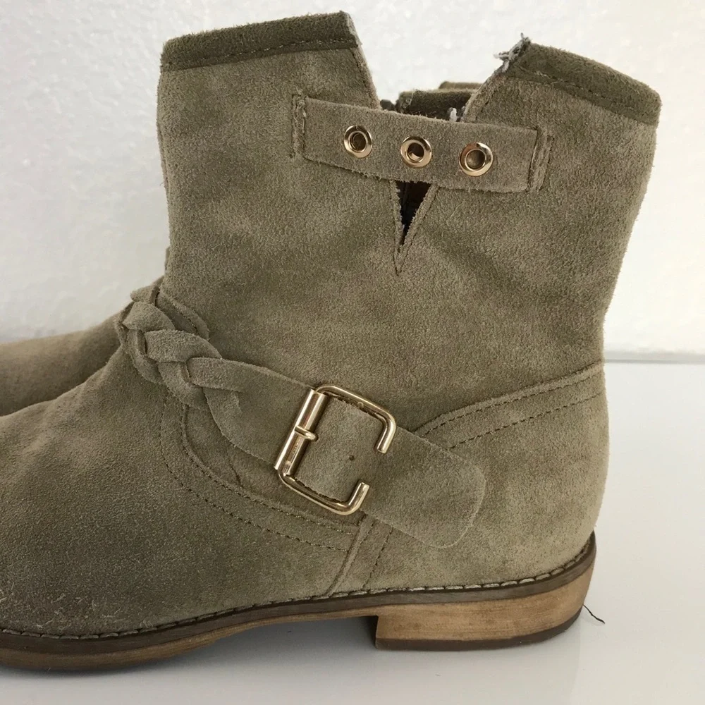 SKECHERS ankle block heel boots 8 womens beige sage suede leather western Boho